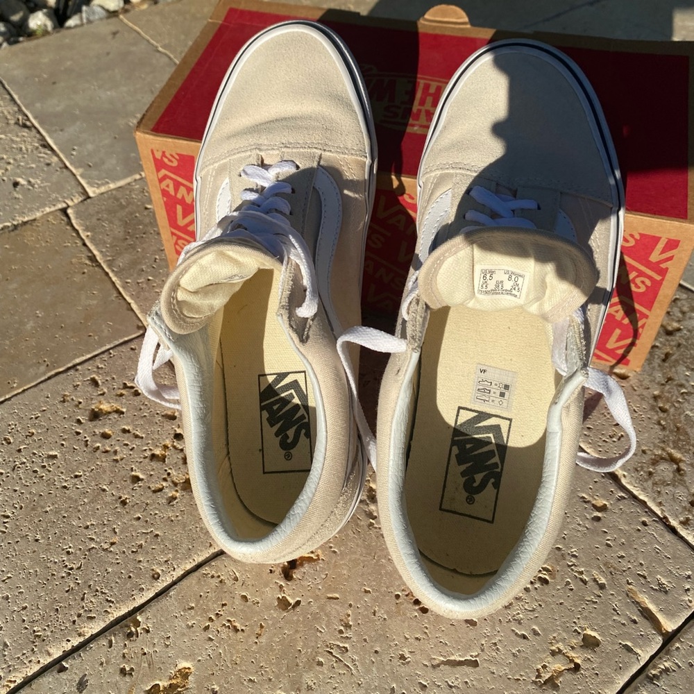 Old skool - Picture 2 of 4